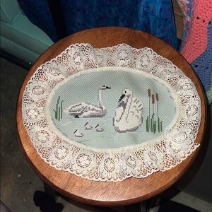Handmade Swan Cross-Stitch Lace decor